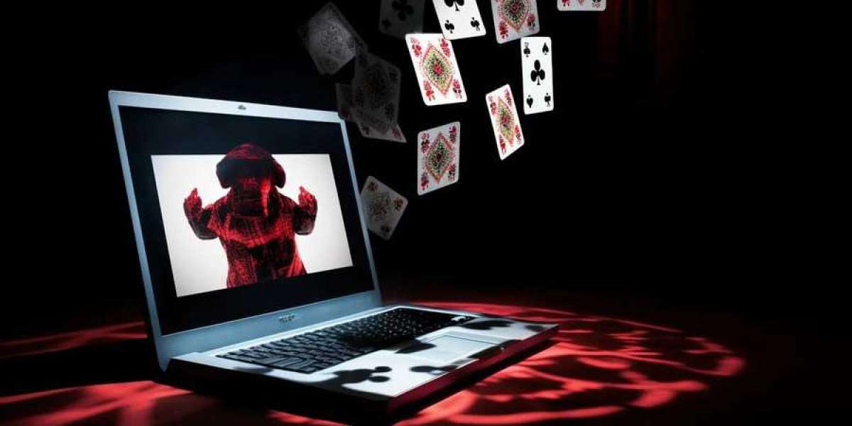 Rolling In the Virtual Dough: A Deep Dive into Online Casinos